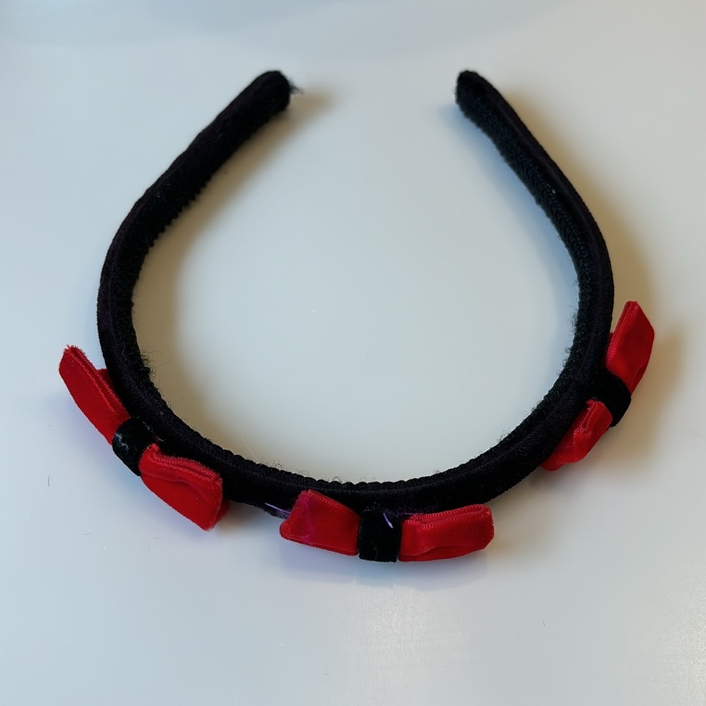 Black Velvet 3 Dimensional Headband with 3 Red Velvet Bows 1/2” wide - Picture 8 of 9